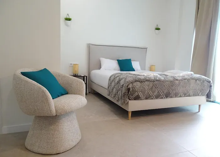 Loft Valencia Ptz - Between Arts Roig Arena & Ruzafa Street Suites - Private Entry *