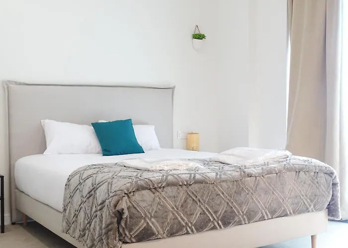 Apartman Loft Valencia Ptz - Between Arts Roig Arena & Ruzafa Street Suites - Private Entry *