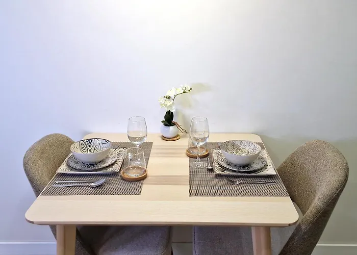 Loft Valencia Ptz - Between Arts Roig Arena & Ruzafa Street Suites - Private Entry Valencia