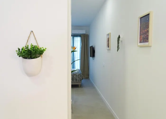 Loft Valencia Ptz - Between Arts Roig Arena & Ruzafa Street Suites - Private Entry Valencia
